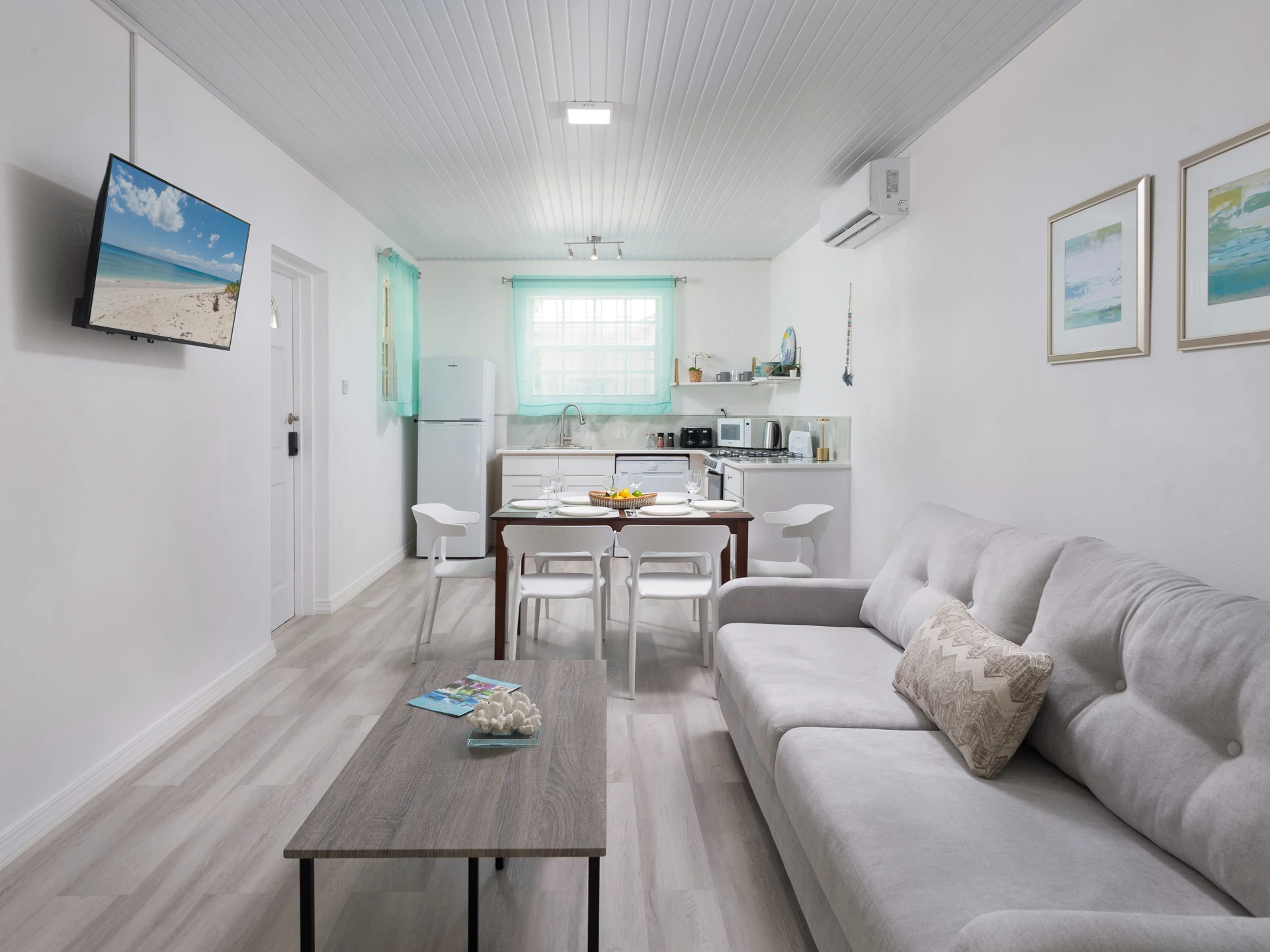 Ground floor living/dining
